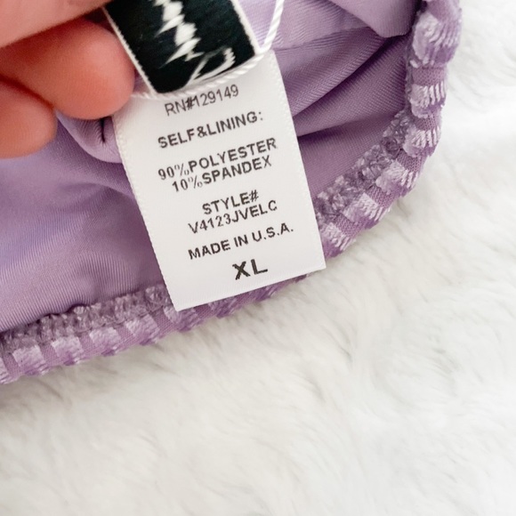 NWT- DIPPIN DAISY’S Fuego Lavender One Shoulder Faux Velvet Bikini Top - Picture 7 of 10